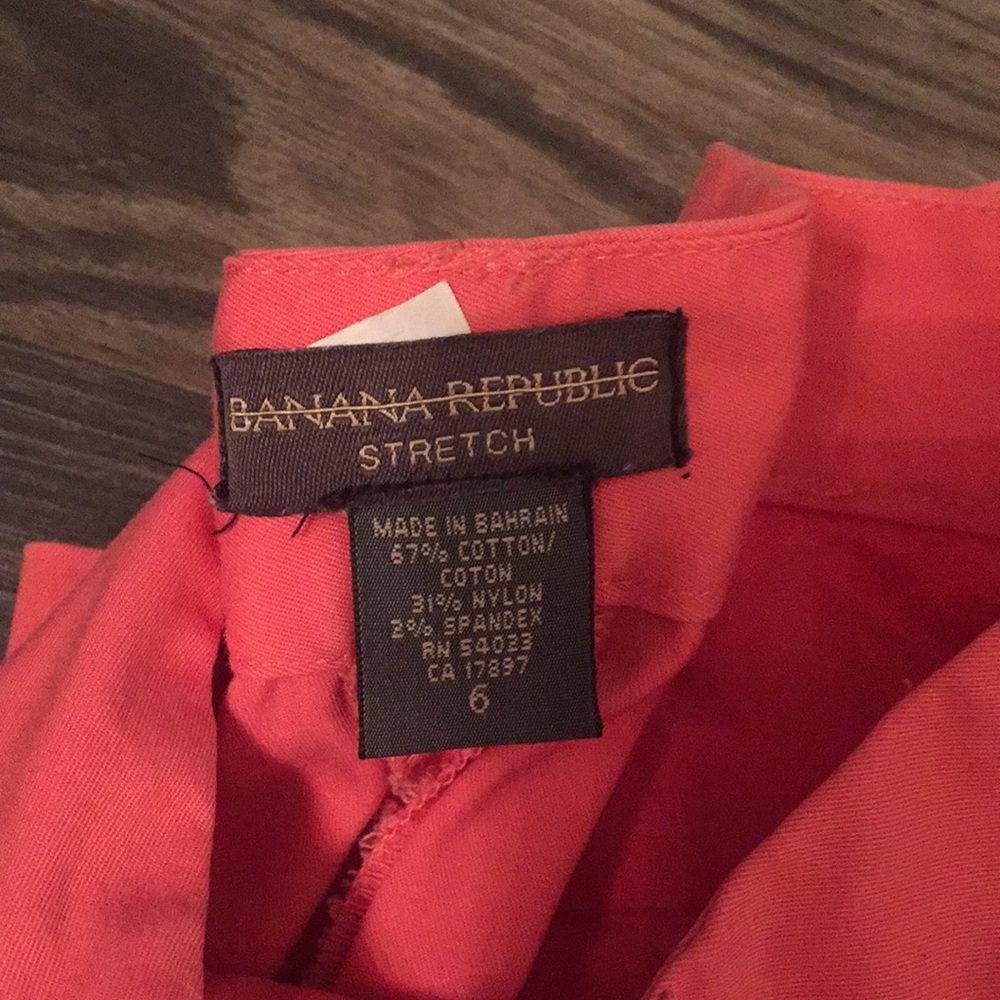 Banana Republic Strech capris Peach 🍑 color
